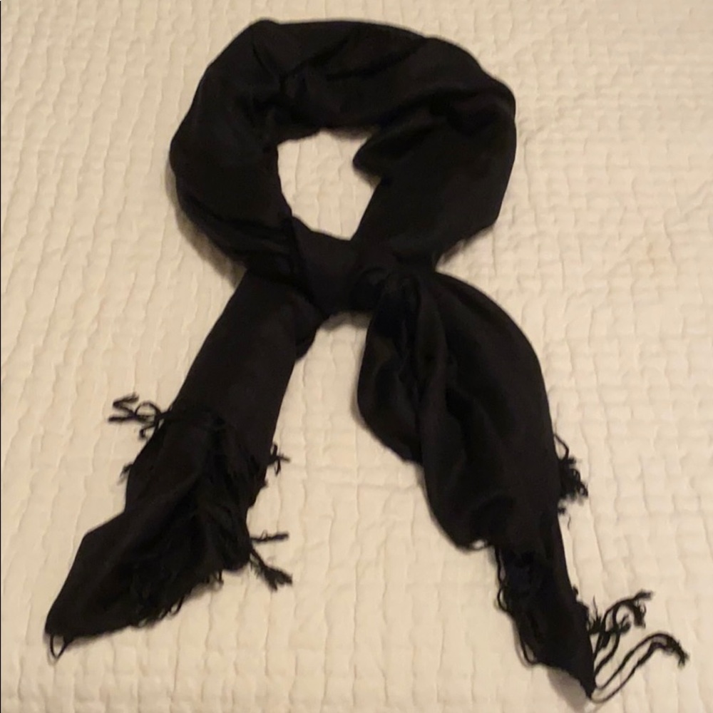 Francesca’s Black Fringe Scarf